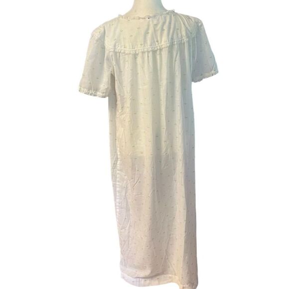 Vintage hand made night gown full length - Picture 3 of 3